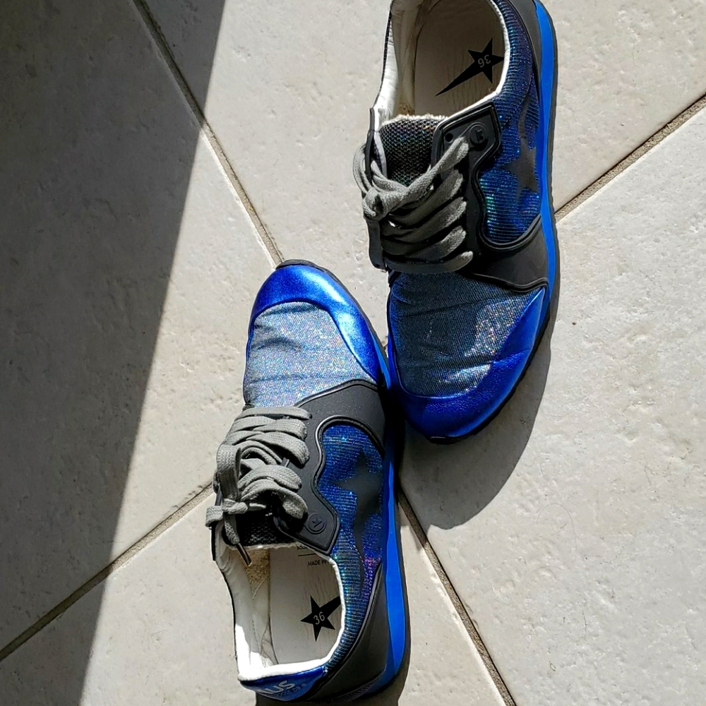 HAUS Golden Goose DB Blue and Sparkle light grey